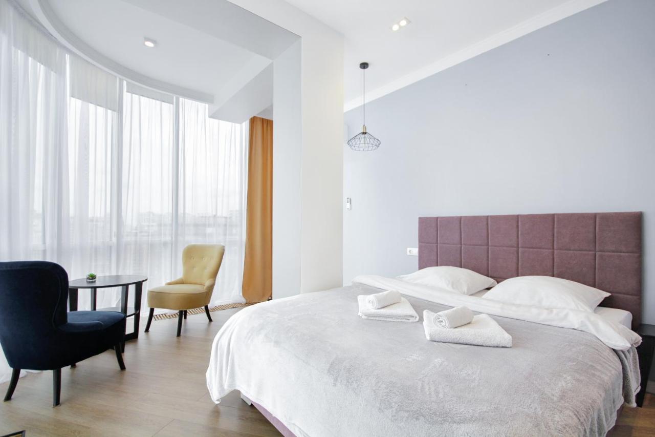 Gagarin Plaza Apartment Odessa Dış mekan fotoğraf